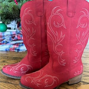 Red Western Embroidered Cowboy Boots